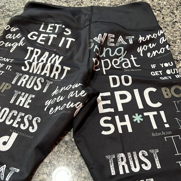 Peloton Instructor Quotes Leggings Size Medium - Picture 4 of 4